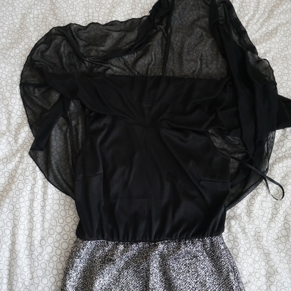 Evening dress - Picture 2 of 7